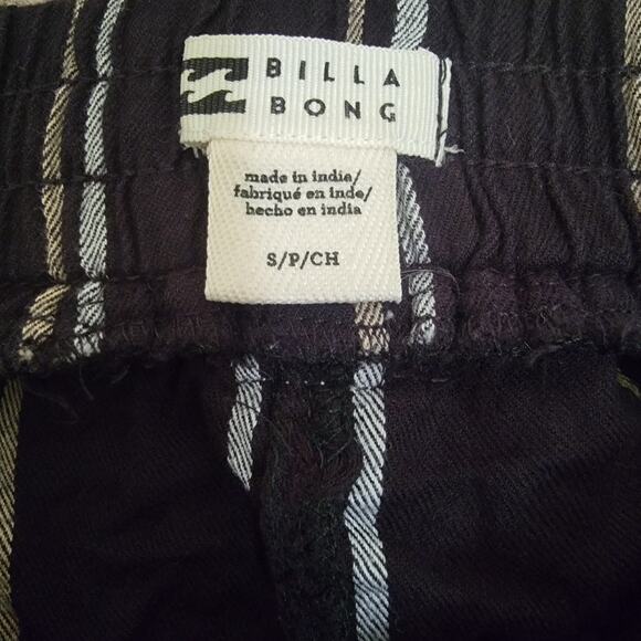 Billabong Black Striped Shorts SZ Small - Picture 3 of 4